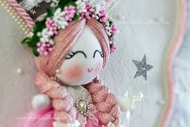 Frezya Melek Kanatli Kiz Bebek Kapi Susu Guirlanda De Porta Guirlanda