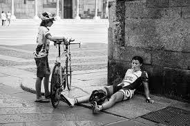 De vries took up bicycle racing in 2008 whilst working as a reporter for the dutch tv programme holland sport. Unpaved Cycle Club Cycling Pictures Cycling Photos Cycling Race