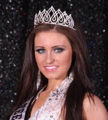 Fallon Robinson's Instagram, Twitter & Facebook