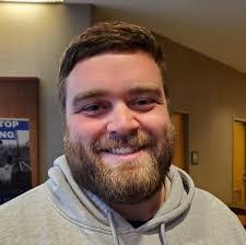 Bret Pearce's Instagram, Twitter & Facebook