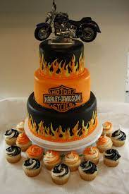Take A Look At Some Of The Coolest Biker Birthday Cakes Around These Motorcycle Themed Cakes Are Almost To Motorcycle Birthday Cakes Harley Davidson Cake Cake