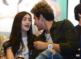 Simak video berikut untuk mengetahui cerita hubungan ranty maria dan mischa. Ranty Maria Amar Zoni Home Facebook