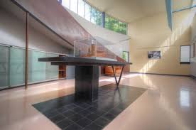La roche commissioned le corbusier to build a villa as well as a gallery to house his art collection. Austin Cubed Dancing With Architecture Le Corbusier S Villa La Roche Paris France