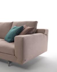 Designer sofa mit abnehmbarem bezug und weißer beistelltisch. Modulares Sofa Mit Abnehmbarem Bezug Idfdesign