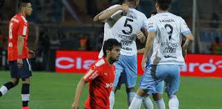 El club atlético tucumán sociedad civil, (conocido popularmente como atlético tucumán, o simplemente atlético) es un club deportivo argentino fundado en tucumán el 27 de septiembre de 1902. Atletico Tucuman Tuvo Su Dulce Venganza Contra Independiente