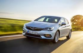 Na to, ile kosztuje nowy opel astra z salonu ma wpływ przede wszystkim wybrany podczas konfiguracji silnik (jego rodzaj. Opel Astra Po Zmianach Polski Cennik Rocznika 2020 Z 3 Cylindrowymi Silnikami Super Express Wiadomosci Polityka Sport
