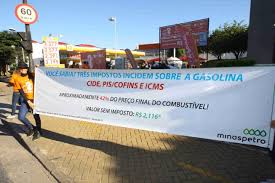 O jornalista recorda o cartel que havia ou. Em Protesto Contra A Alta Carga Tributaria Quase Mil Lojas Aderem Ao Dia Sem Impostos Primeiro Plano Home