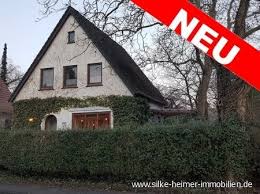 Das viertel bietet die typischen bremer häuser, eine abwechslungsreiche gastronomie und viele kulturelle angebote. Haus Zum Verkauf In Den Krummen Stucken 1 28717 Bremen Lesum Bremen Mapio Net
