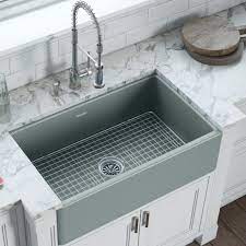 Moreover, these sinks are able to hold a large amount of water. 51 Farmhouse Sinks That Can Bring Classic Elegance To Your Kitchen Renovation Laptrinhx