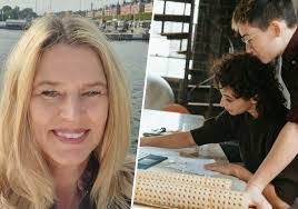 Amanda Ekman's Instagram, Twitter & Facebook