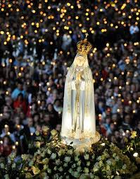 Learn about the history of portuguese religion and catholicism in the second installment of our brief history of portugal series! Apparition In Fatima 13 October 1917 The Miracle Of The Sun Took Place In The Sky Before 70 000 Witnesses Read Blessed Mother Mary Lady Of Fatima Holy Mary