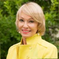 Carol Lund's Instagram, Twitter & Facebook