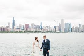 7 Engagement Wedding Photo Locations In Chicago With The Best Chicago Skyline Views Skyline Wedding Engagement Photo Locations Chicago Wedding Venues