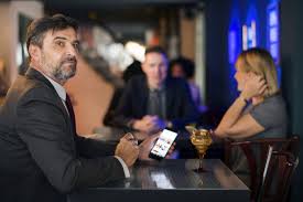 Conecta con personas que te pueden ayudar encuentra a personas que conoces adquiere las aptitudes que más pueden ayudarte ahora. Linkedin Hosts Coworking Popup For Job Hunters