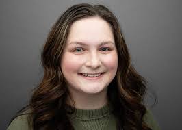 Rachel Eldridge's Instagram, Twitter & Facebook