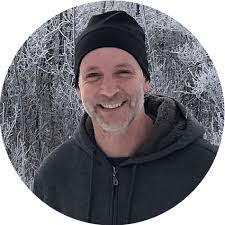 Chris Beacom's Instagram, Twitter & Facebook