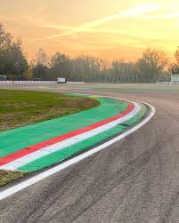 Why did frenchman erik comas stop at tamburello to try and save ayrton senna? Karun Chandhok Stunning Sunset Over Tamburello Imola Senna F1 Nofilter Facebook