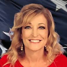 Andrea Kaye's Instagram, Twitter & Facebook