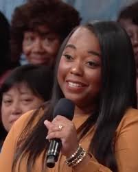 She discovered her friend's fiancee has ANOTHER fiance! 😱💍💔 Should she  tell her...