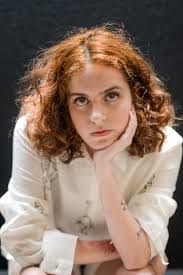 Estela May's Instagram, Twitter & Facebook