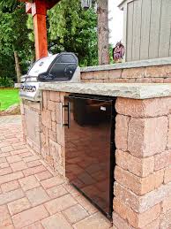 This is the most traditional way to build an outdoor kitchen. Outdoor Kitchens And Bbq Islands Vulcan Design Construction