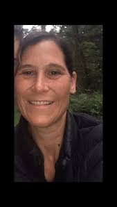 Hi! Happy 2024 ! I'd like to introduce myself to the group ! I am Colette,  currently living in a small town in Devon in the South West of England  United. I