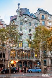 Gaudí was still a student of architecture when he helped construct the cascada. Obras De Gaudi A Visitar En Barcelona Machbel