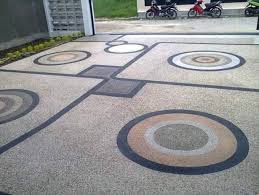 Penyajian yang kami hadirkan dalam bentuk gambar perspektif 3d yang dilengkapi dengan keterangan gambar, sehingga memudahkan anda dalam memahami apa yang. Desain Lantai Carport Rumah Minimalis Type 45 Dengan Motif Modern Rumah Minimalis