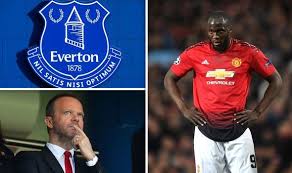 Romelu lukaku everton's romelu lukaku is a traditional no9 who could play in any era the belgian striker has the muscle, bustle and hustle to cause opponents damage and, despite a few faults. Why Everton Want Man Utd To Sell Romelu Lukaku For Big Money This Summer Football Sport Express Co Uk