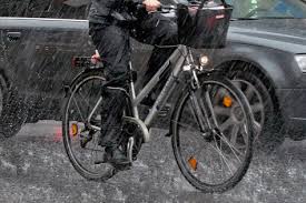 Regenhosen Furs Rad Worauf Es Beim Kauf Ankommt Autobild De