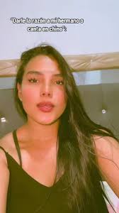 Darle la razón a mi hermano o cantar en chino: