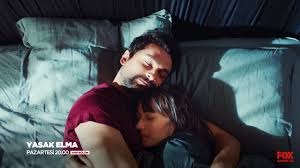 Yasak elma dizisinde birlikte rol alan sevda erginci ve onur tuna'nın verdiği poz sosyal medyayı adeta salladı. Saniye On Twitter Zeyal Yasakelma Sevdaerginci Onurtuna