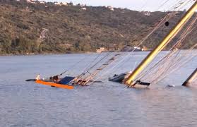 Η σούδα διαθέτει το νέο, μεγάλο λιμάνι του νομού χανίων. Anazhtoyn Spitiko Gia Skylo Poy Glytwse Meta To Nayagio Istioforoy Sth Soyda Xaniwn Www Zoosos Grwww Zoosos Gr