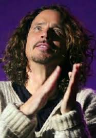 Chris is definitely one of the most photographed stars and people of my  time. I don't know of a bad picture of him that has found its way into the  public. ❤️ |