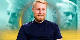 Welcome to Plathville: "Cheater" Ethan Plath's Smiling Again After Painful  Divorce (How He's Rallying)