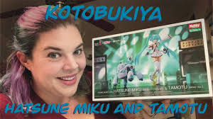 Kotobukiya’s Hatsune Miku and Tamotu!