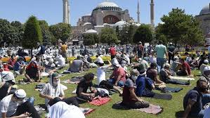 Slank konser terbaru 2020 ll one fest konser, ada bang abdee. Saat Ribuan Umat Salat Jumat Perdana Di Hagia Sophia