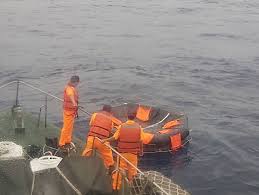 5 thai crew members missing after ship