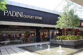 The mall opened to the public on the evening of wednesday. 2019 Visiting And Shopping Design Village Premium Outlet Mall Bandar Cassia Batu Kawan Rebecca Saw