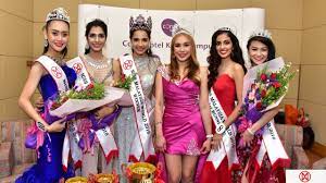 The winner represents the country at miss world pageant. Miss Malaysia World 2016 Crowing Moment Talent Show Youtube