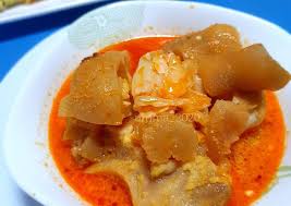 Rasa kaldu dari sapi yang gurih tersebutlah yang menjadi pembeda atau ciri khas menarik dari makanan yang satu ini. Resep Gulai Tunjang Padang Gulai Kikil Kaki Sapi Anti Gagal Ninja Resep
