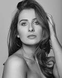 Madelyn Crowley's Instagram, Twitter & Facebook