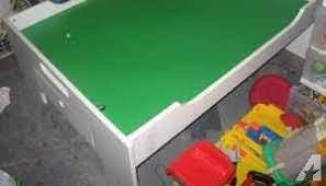 This train table comes huge drawers for maximum storage. White And Green Train Table With Drawers 1 Racine Train Table Toy Train Toy Sale