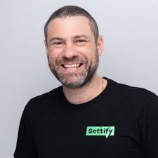 Nick Feller's Instagram, Twitter & Facebook