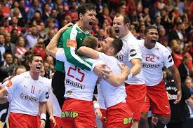 منتخب الدنمارك لكرة اليد هو الممثل الرسمي لدولة الدنمارك في لعبة كرة اليد. Ù…Ù†ØªØ®Ø¨ Ø§Ù„Ø¯Ù†Ù…Ø§Ø±Ùƒ Ø¨Ø·Ù„Ø§ Ù„Ù…ÙˆÙ†Ø¯ÙŠØ§Ù„ Ø§Ù„ÙŠØ¯ ØµØ­ÙŠÙØ© Ø±ÙˆÙ†Ø§Ù‡ÙŠ