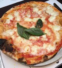 Pizzeria Emma In Rome Italy Near Campo Di Fiore Rome Travel Rome Food
