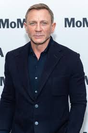 He was born daniel wroughton craig on march 2, 1968, at 41. Daniel Craig Starportrat News Bilder Gala De