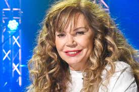 Ελένη Δήμου: 5 πράγματα που δεν ξέρεις για εκείνη