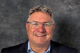 Tara Lebsack's Instagram, Twitter & Facebook