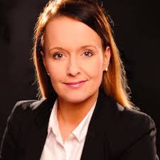 Mit unserem umfassenden filialnetz stehen wir ihnen in ganz österreich persönlich zur verfügung. Melanie Ulbrich Filialleiterin Santander Bank Xing